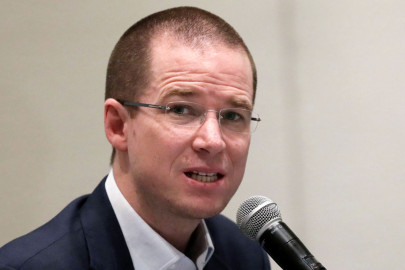 Anaya afirma como “disparate” cancelar el NAICM