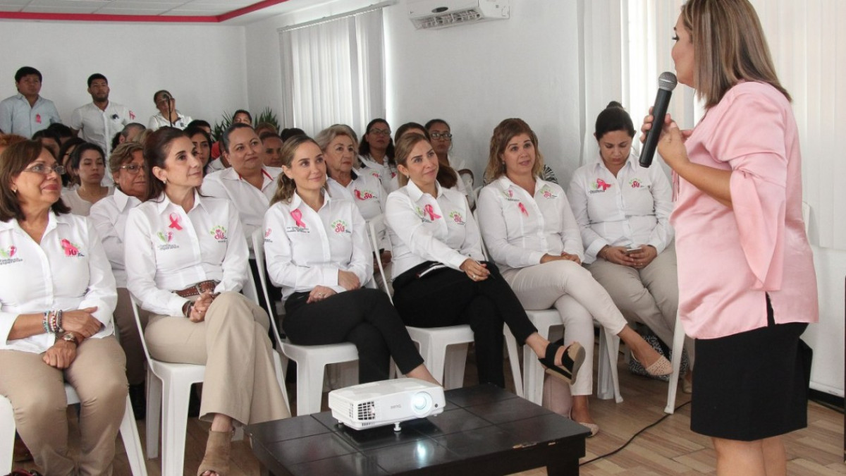 Brinda Sistema DIF Madero conferencia sobre cáncer de mama