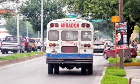 Transporte público caduco circula en Nuevo Laredo