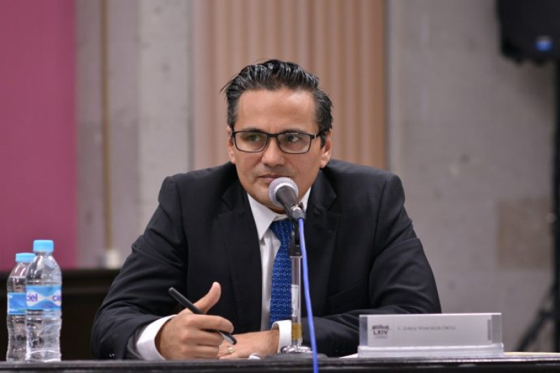 Señalan irregularidades en Fiscalía de Veracruz