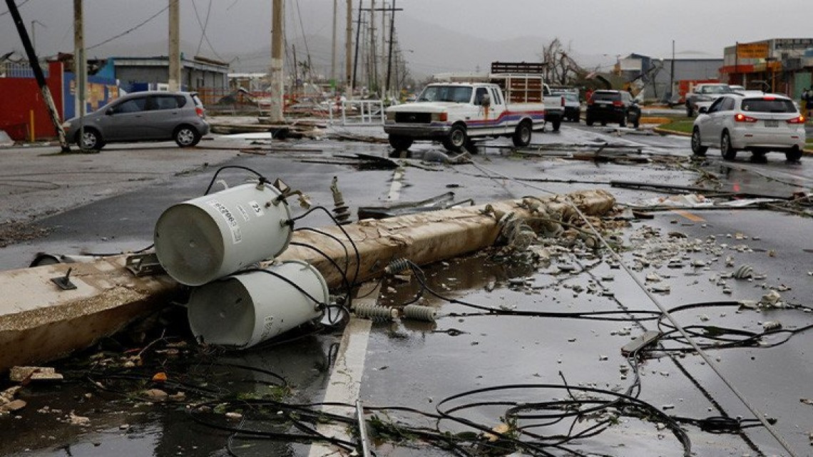 Suman 12 muertos en Puerto Rico por huracán 'María' 