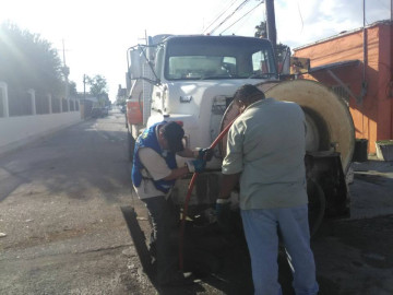 Normalizan servicio de drenaje en área de la zona Centro