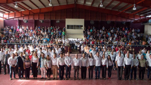 Chuchín invertirá en infraestructura educativa y salud