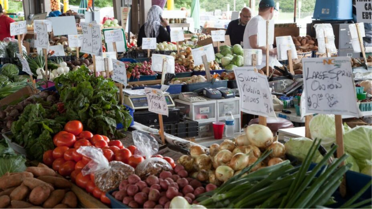 Inflación en primera quincena de octubre se ubica en 4.27%: Inegi