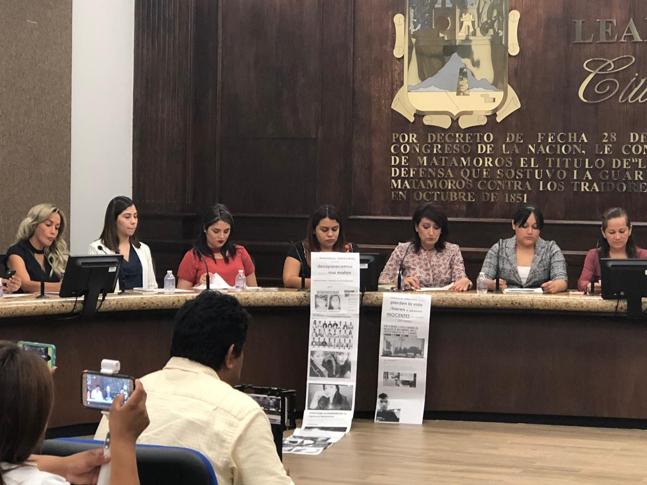 Protesta regidora en plena sesión de cabildo en Matamoros