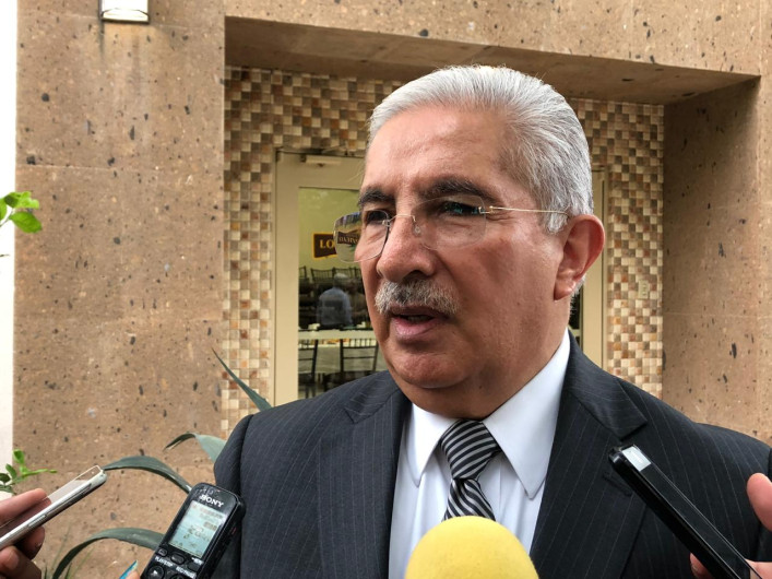 Largas filas en puentes internacionales genera pérdidas económicas