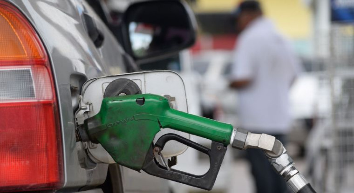 Gasolinas se venden hoy dos centavos menos