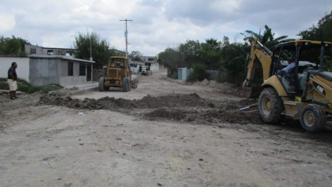 Desarrolla Gobierno Municipal pavimentación de calles