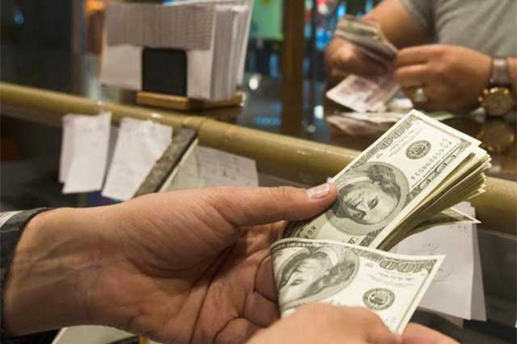 Dólar cotiza a la venta en 18.91 pesos