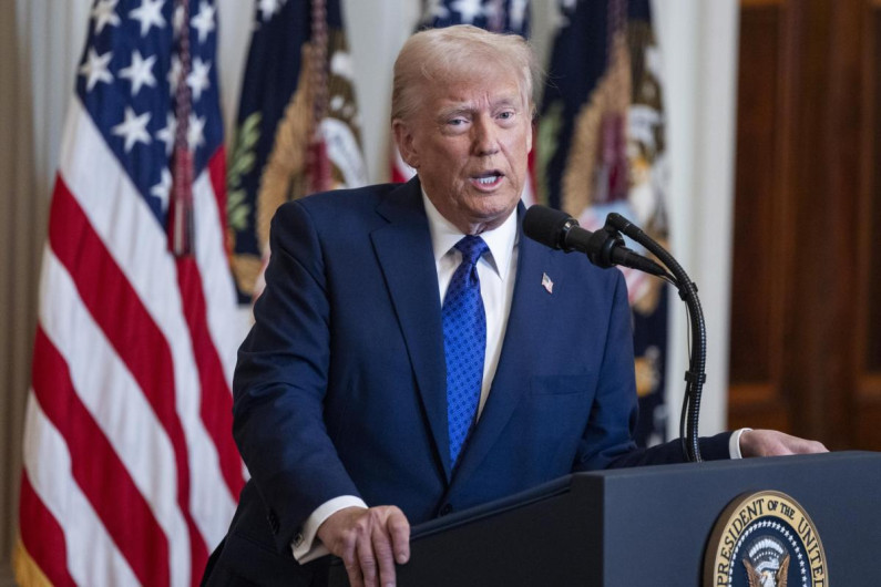 Trump asegura que Colombia `pidió perdón´ solo una hora después de la orden de aranceles
