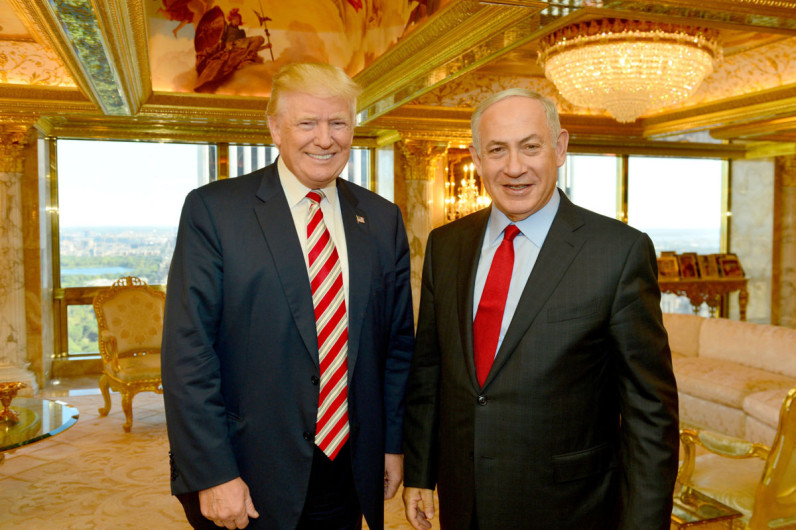 Pide Trump a Netanyahu frenar la construcción de asentamientos en Palestina