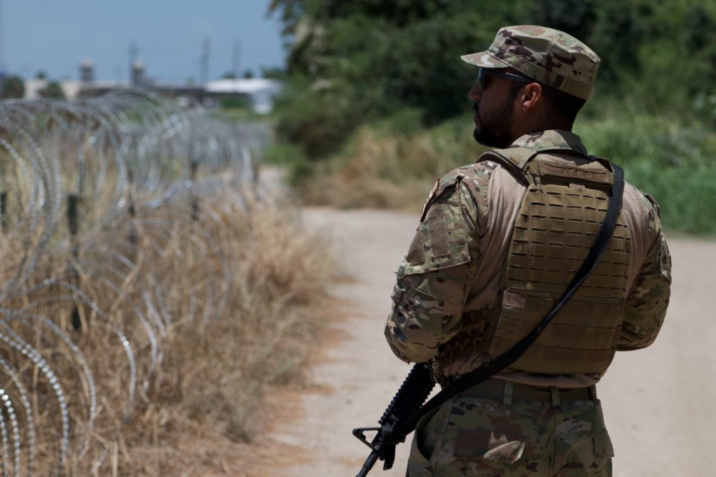 Separan a guardia nacional de EU por disparar a connacional en Chihuahua