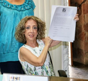 La Güereja se registra como diputada federal por el Panal