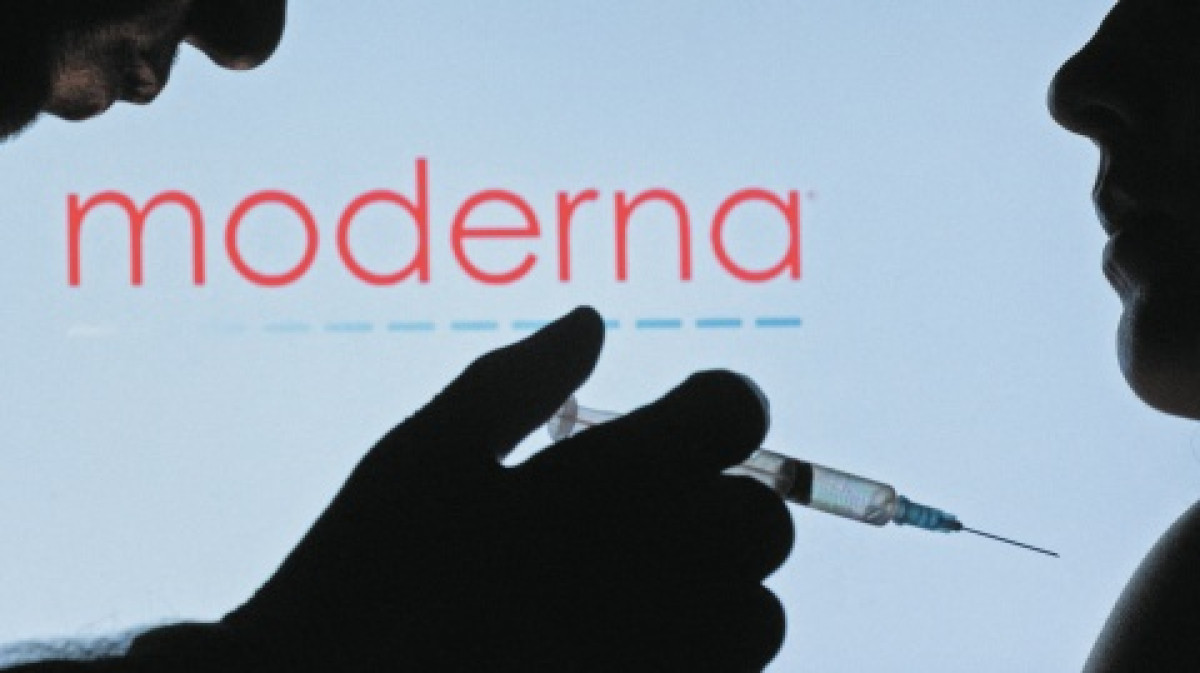 Vacuna actualizada contra Covid-19 de Moderna comienza a venderse en México