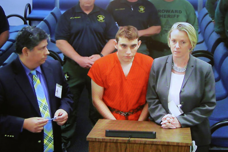 Prisión sin fianza a autor de masacre en Florida