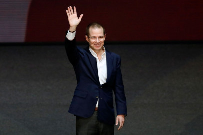 Anaya es acusado por lavado de dinero