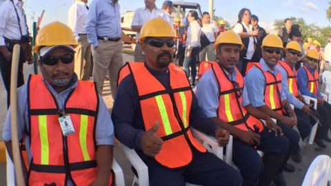 Equipan a trabajadores de la JAD 