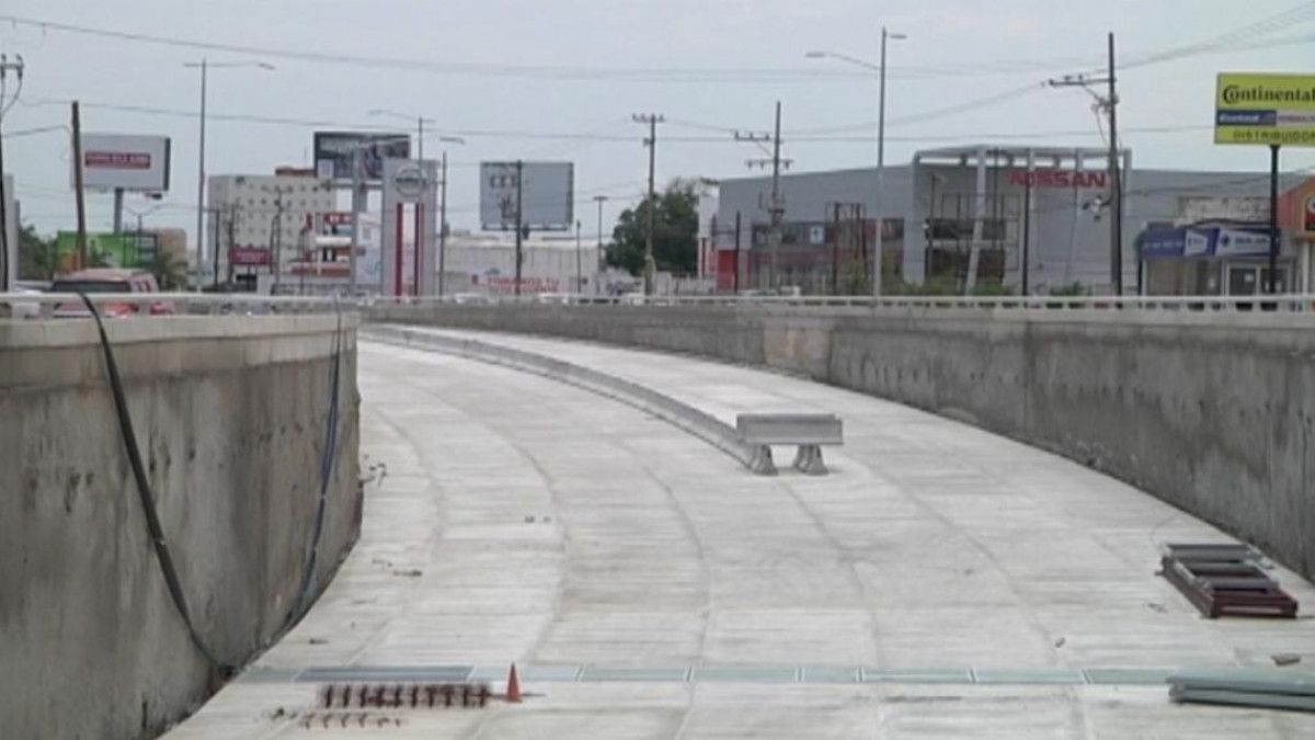 Paso deprimido apunto de abrirse a la circulación vehicular