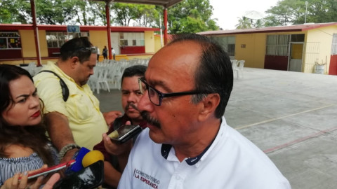 Baches en Madero provocados por trabajos inconclusos de Comapa 