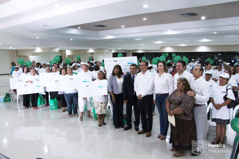 Fomento Económico y del Empleo entrega recursos a emprendedoras