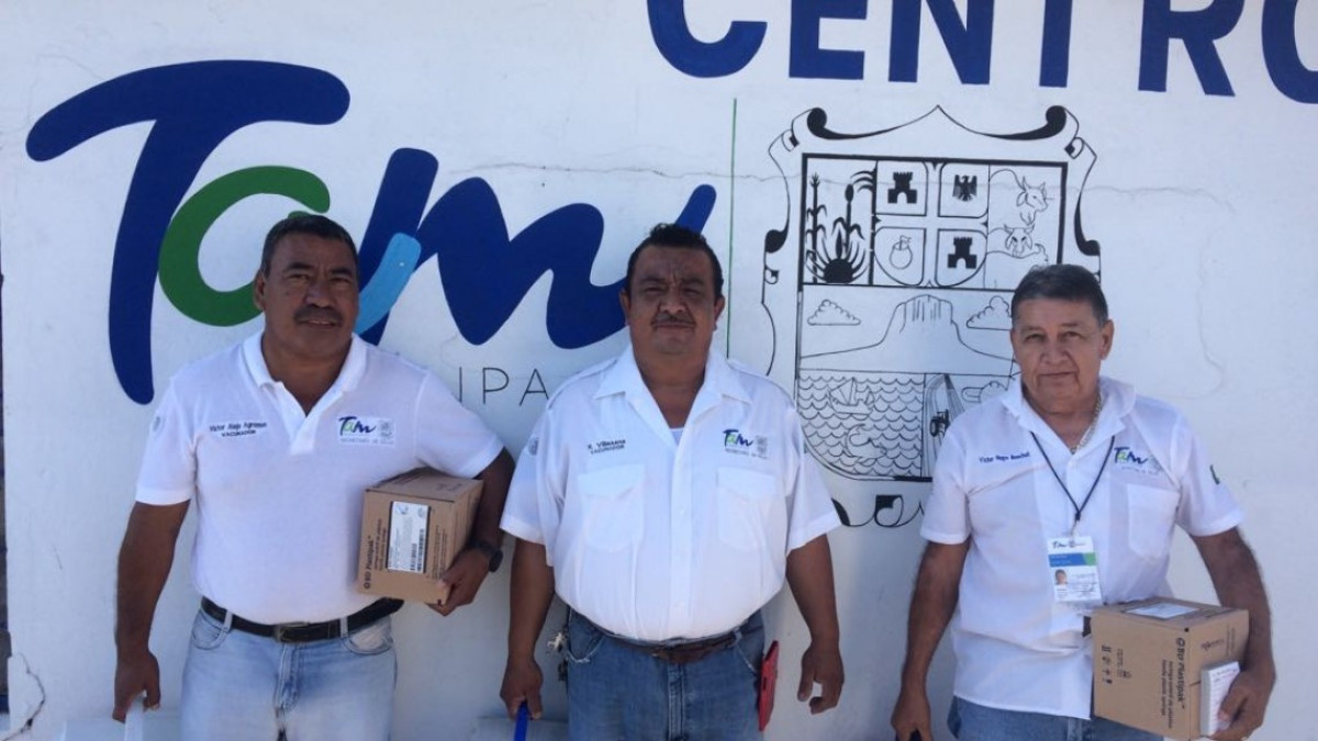 Detectan vacunadores apócrifos de mascotas