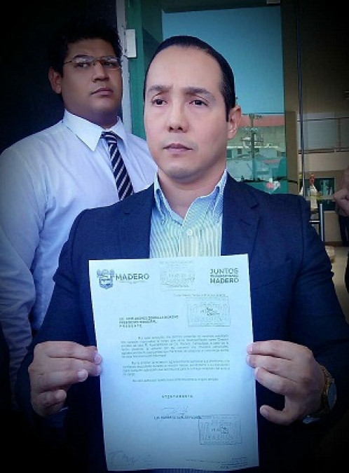 Renuncia Director Jurídico por irregularidades políticas al interior del Ayuntamiento