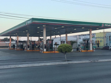 Exigen empresarios sanciones a gasolineras que roban 
