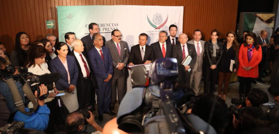 Sin aumento a las gasolinas, programas como Prospera desaparecerían: PRI