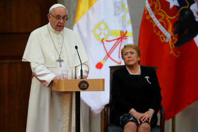 Pide perdón Papa Francisco a víctimas de abusos sexuales en Chile