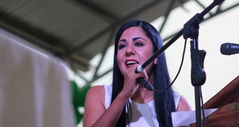 Detienen a alcaldesa de Turicato por presunto homicidio