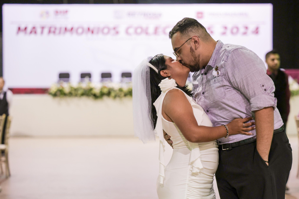 Unió Alcalde Carlos Peña Ortiz a 148 parejas en Matrimonios Colectivos