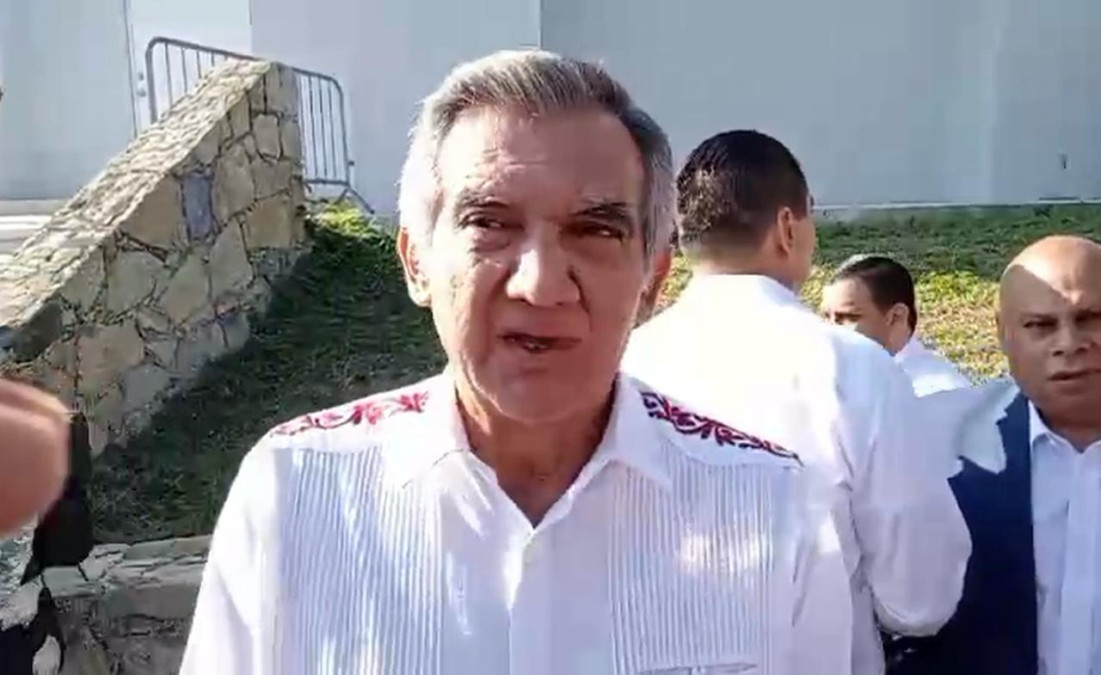 Rechaza Américo Villarreal propuesta de cerrar refinería