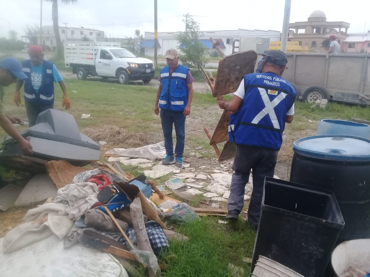 Municipio descacharriza colonia Las Delicias