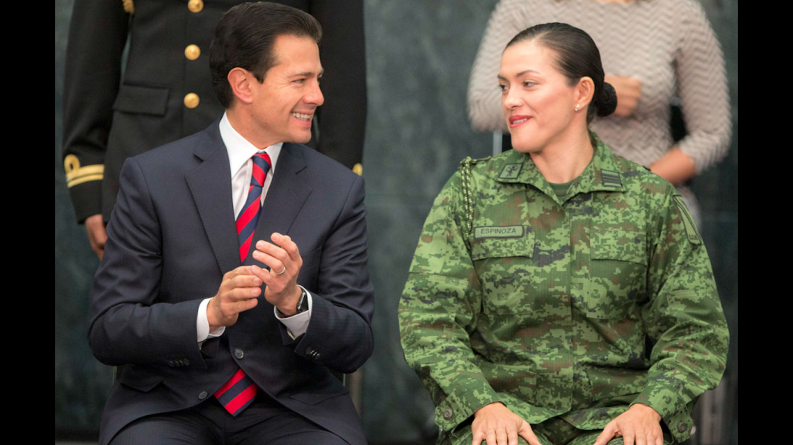 Entrega EPN reconocimiento Premio Nacional de Deportes 2016