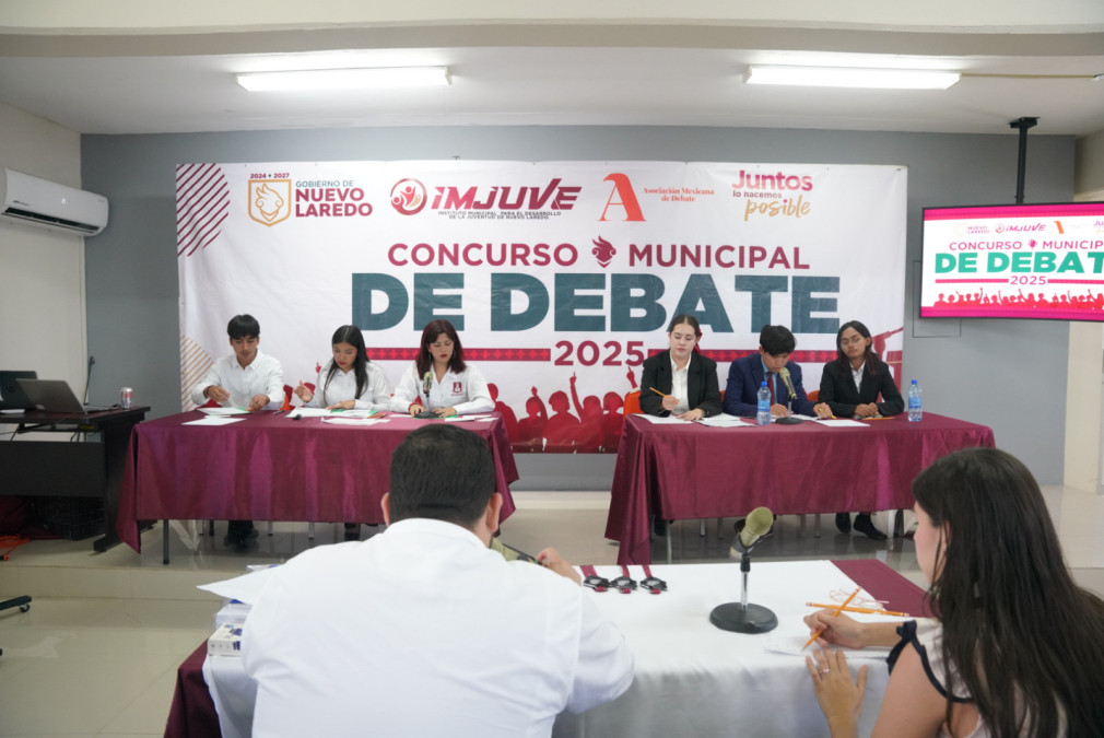 Triunfa prepa municipal ‘Elena Poniatowska’ en primer concurso municipal de debate