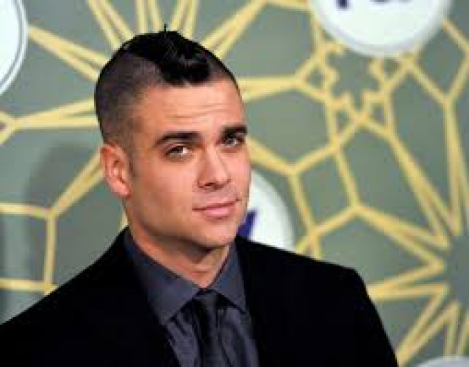 Actor de serie “Glee” declarado culpable de posesión de pornografía infantil