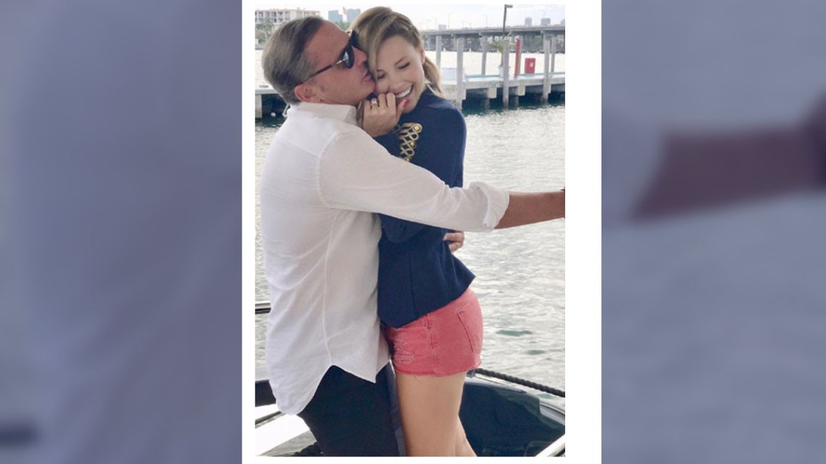 Luis Miguel, más enamorado que nunca