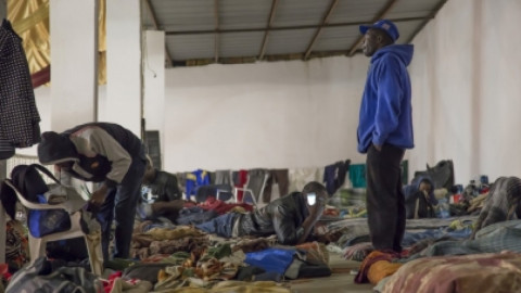 Más de 450 cubanos varados en Nuevo Laredo