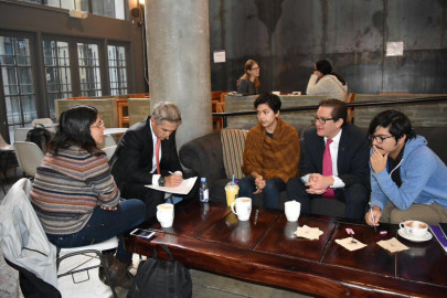 Reitera Mancera compromiso con mexicanos en EU en Los Ángeles