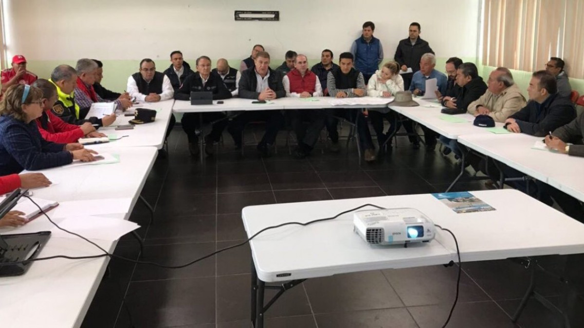 Coordinan acciones de apoyo por desbordamiento de presa