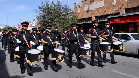 Une la Rosa de Plata a México, Canadá u Estados Unidos