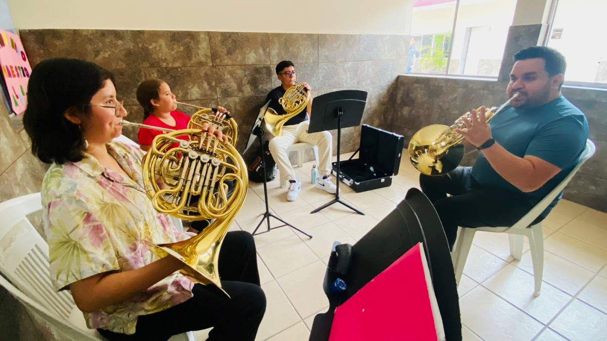 Respalda Alcalde Carlos Peña Ortiz la formación artística juvenil
