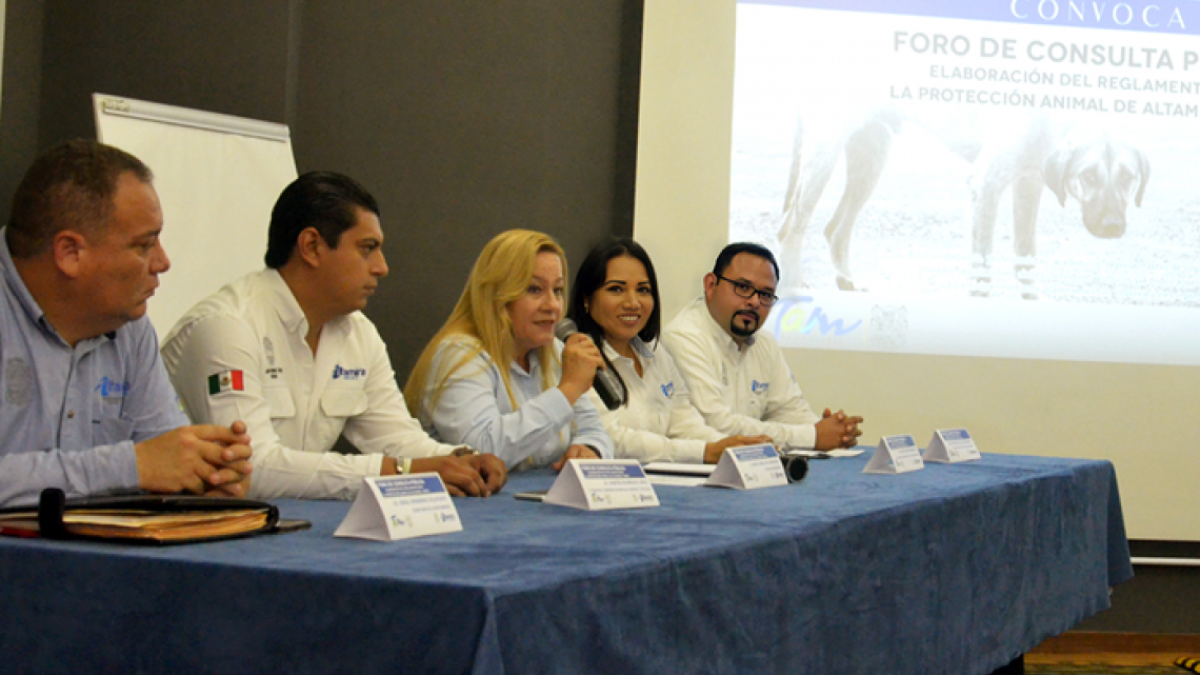 Encabeza Alcaldesa foro de consulta pública para reglamento de protección animal