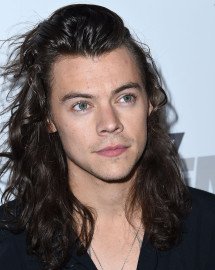 Harry Styles lanza su primer sencillo “Sign of the times”