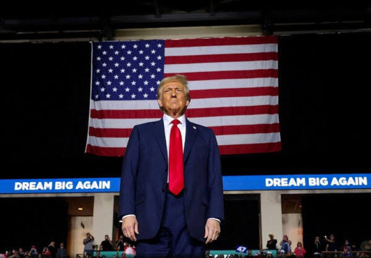 Trump impondrá aranceles al petróleo y gas de Canadá y México a partir del 18 de febrero