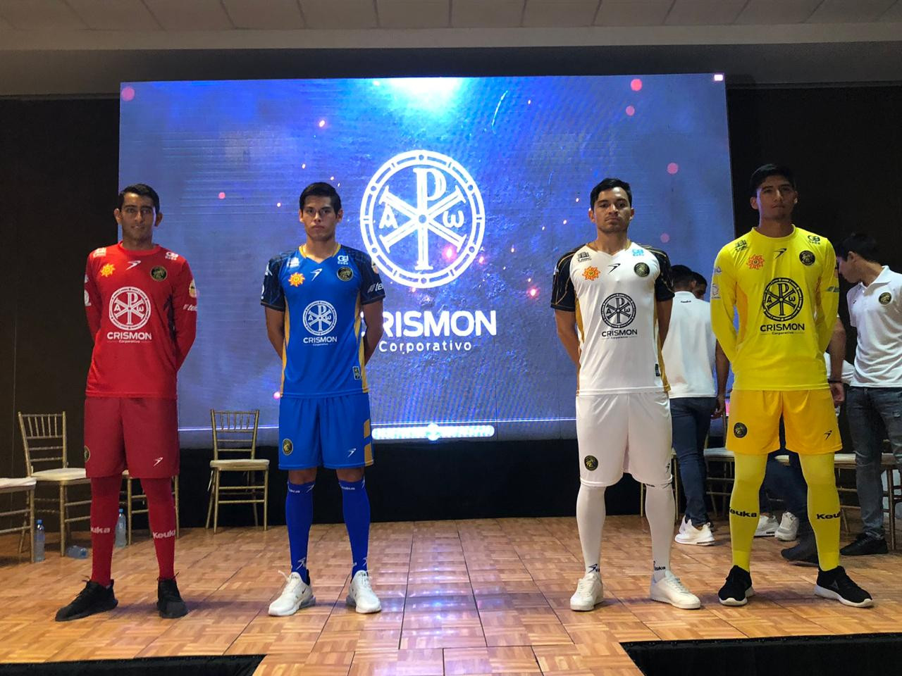 Presentan la nueva armadura de Gavilanes FC 