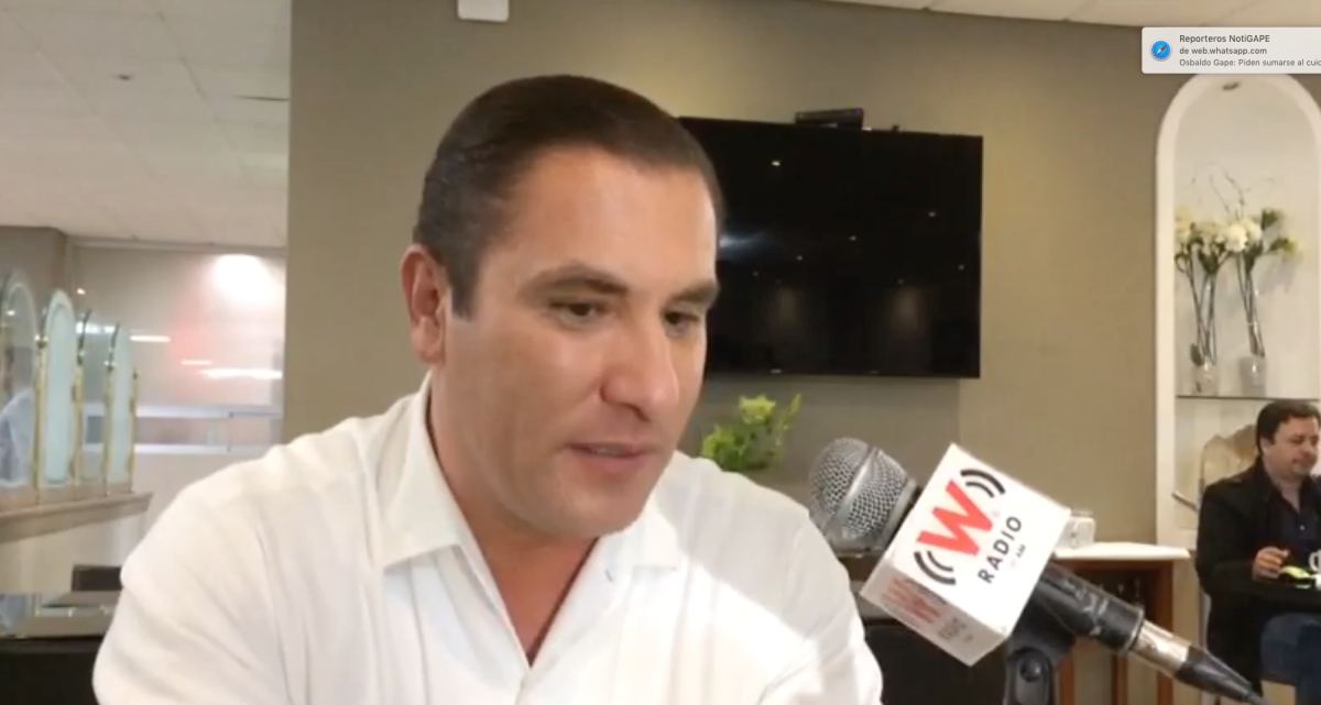 Rafael Moreno Valle presume triunfo de Antonio Echavarría