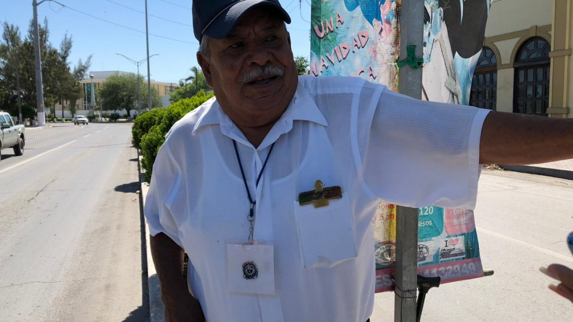 Cuando veo a los americanos hasta les tomo fotos: Arturo López