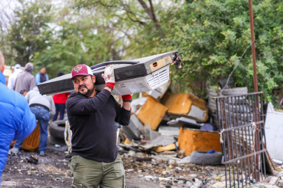 Unen esfuerzos ciudadanos y Gobierno de Reynosa en limpieza de laguna La Escondida